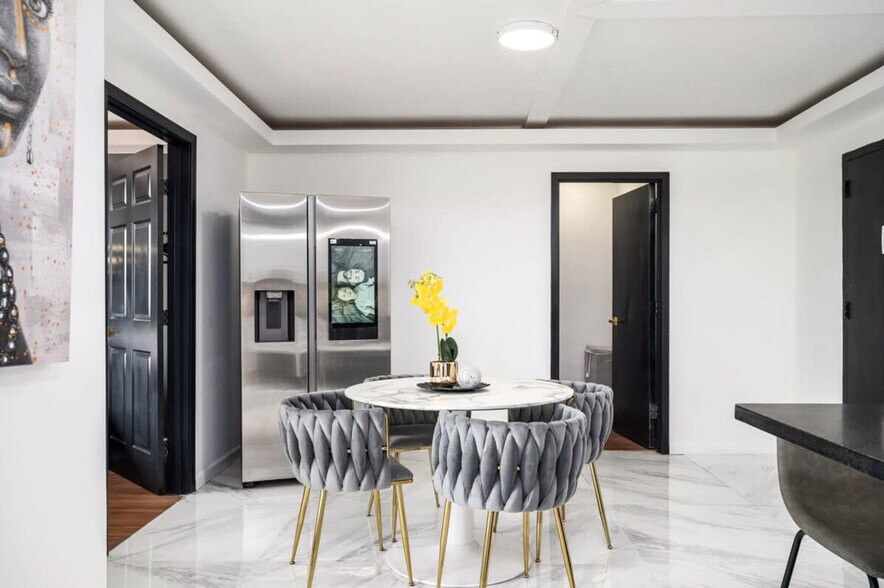 Building Photo - 215 Piedmont Ave NE