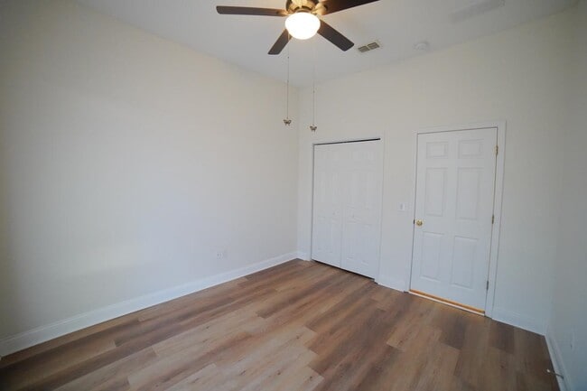 Building Photo - 1155 Sandler Ridge Rd