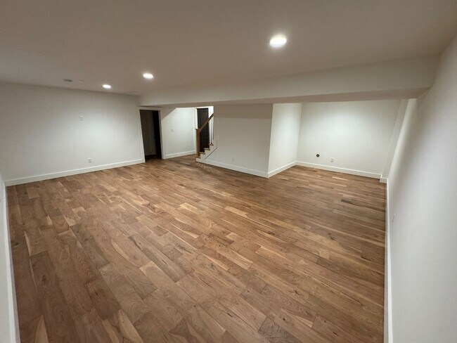 Building Photo - Lot 138