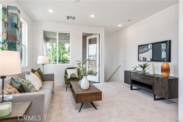 Building Photo - 1170 E Santo Antonio Dr