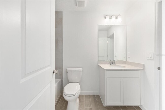 Building Photo - 3625 SE 37th Ct