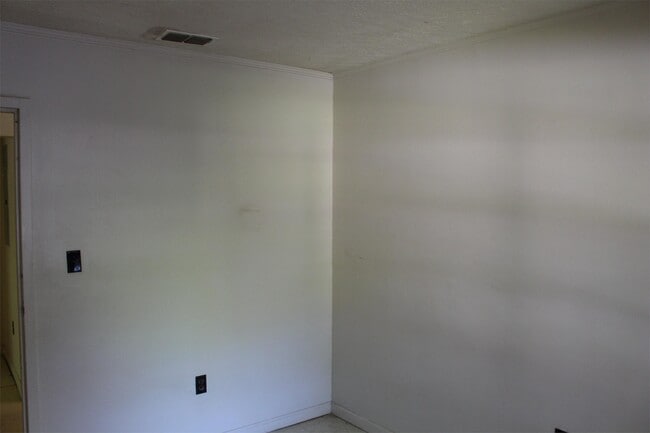 Building Photo - 904 Riley St