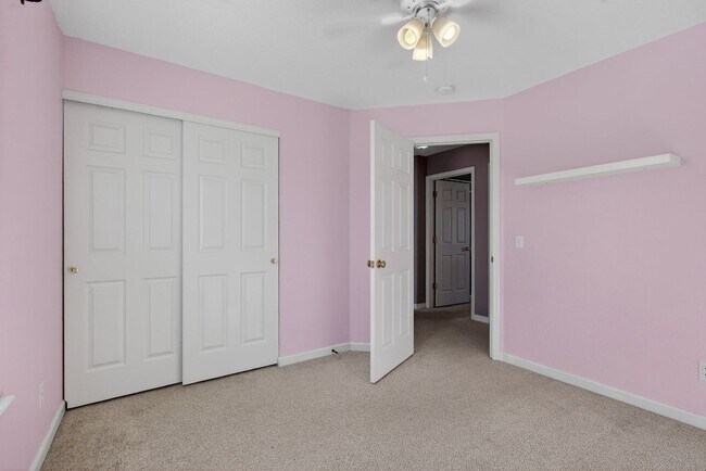 Building Photo - Beautiful 3 Bedroom, 3 Bath Single-Family Home in Wentzville