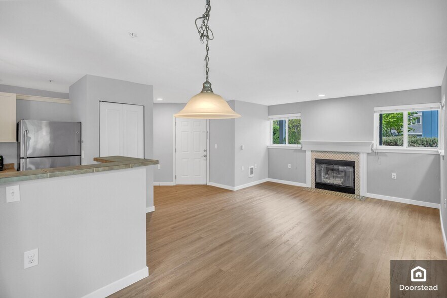 Building Photo - 3908 243rd Pl SE