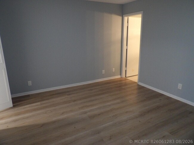Building Photo - 606 Sea Pine Way
