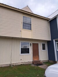 Building Photo - 1514 Kraft Ave