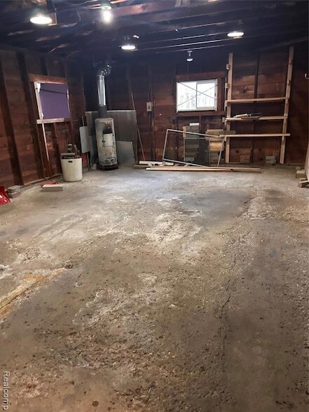 Building Photo - 1136 W Rowland St