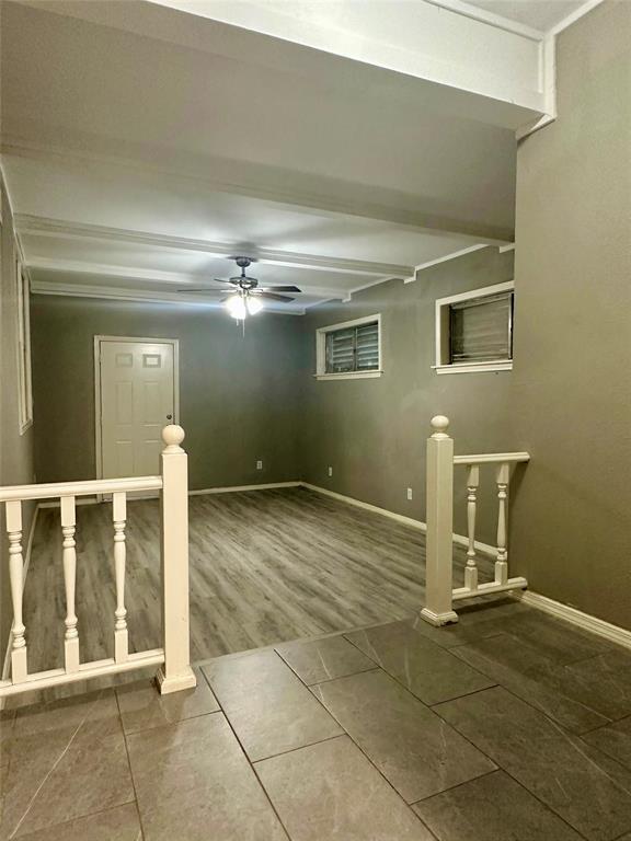 Building Photo - 2303 Oaklawn Dr