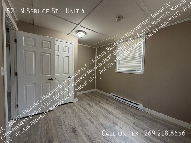 Building Photo - 521 Spruce St