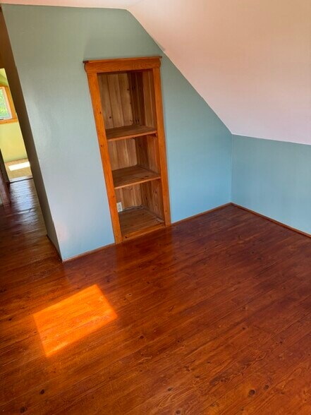 Building Photo - 1309 Port Rd