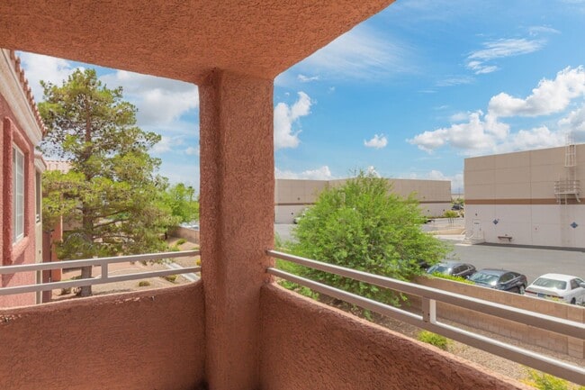 Building Photo - NEW APPLIANCES!  EXCELLENT CONDO IN GATED COMMUNITY LOCATED NORTHEAST OF LAS VEGAS*HCVP CONSIDERED!!
