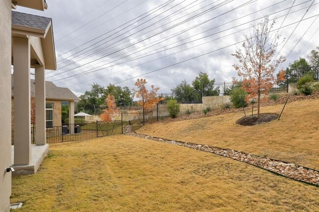 Building Photo - 135 Cartwheel Bend