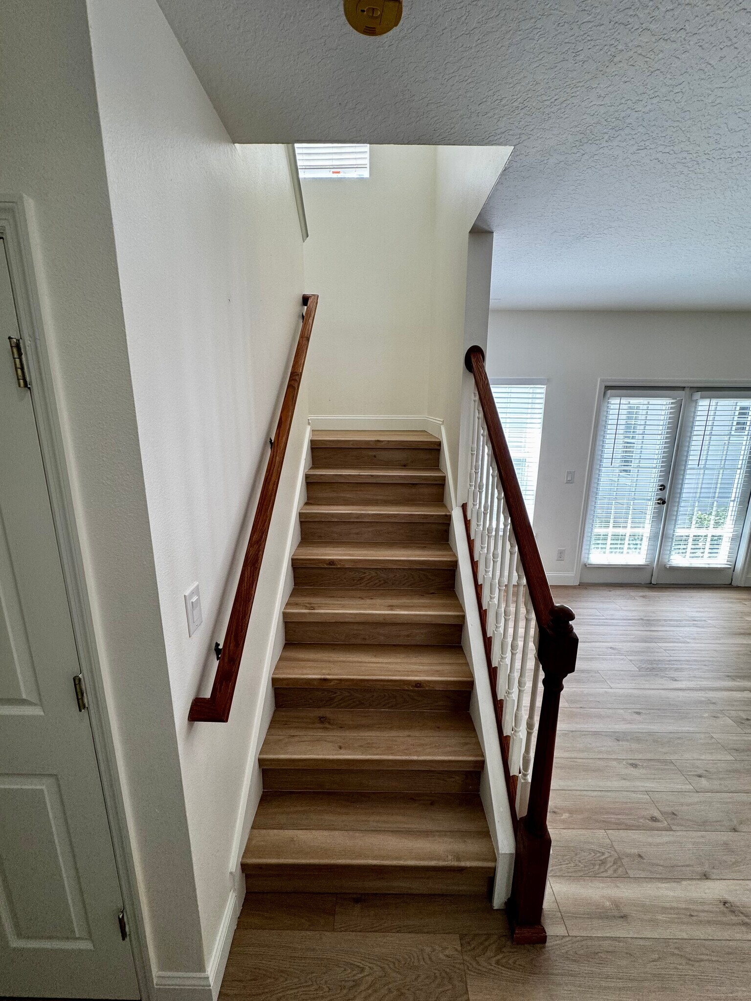 Stairs - 1542 Almond Avenue