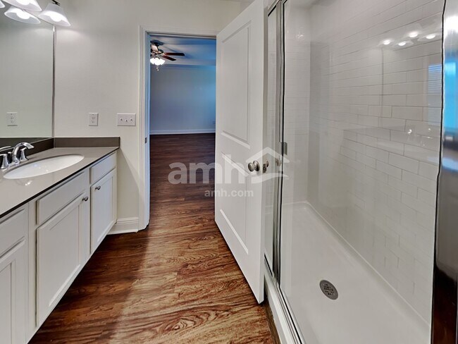 Building Photo - 20379 Calla Lily Dr
