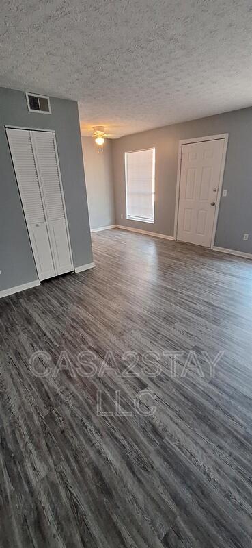 Building Photo - 377 Redmar Blvd