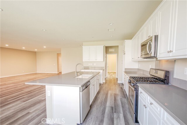Building Photo - 34899 Windwood Glen Ln
