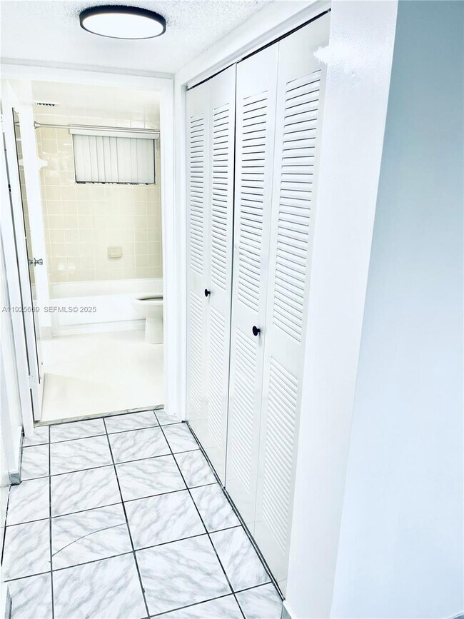 Building Photo - 6801 Harding Ave