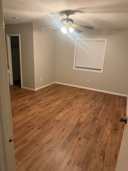 Master Bedroom - 3008 Longleaf Dr