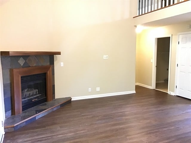 Building Photo - 809 Briargrove Dr