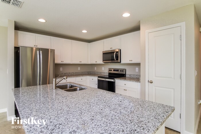 Building Photo - 341 S Haven Ct
