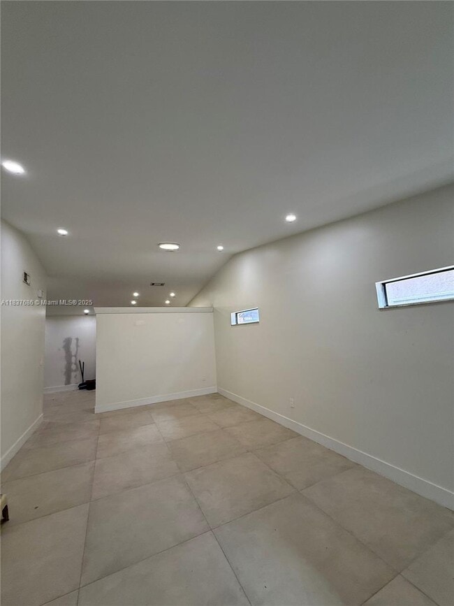 Building Photo - 10351 NW 127th St