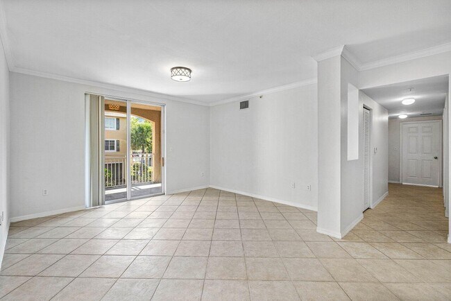 Building Photo - 6400 Emerald Dunes Dr