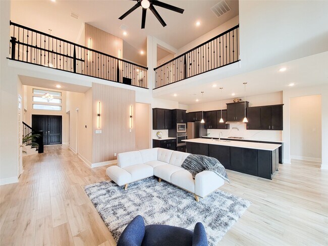 Building Photo - 13806 Friarstone Pointe Dr