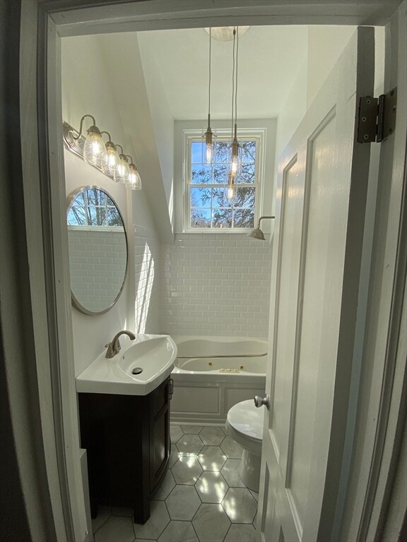 Building Photo - 74 Moore Ave