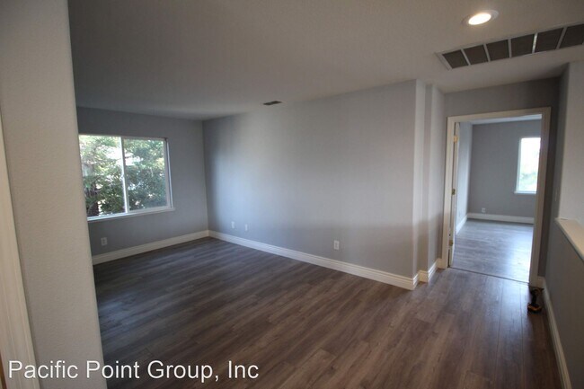 Building Photo - 5 br, 2.5 bath House - 2731 Zinfandel Ct