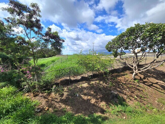 Building Photo - College Gardens Pearl City - 2br, 2ba, 1pkg