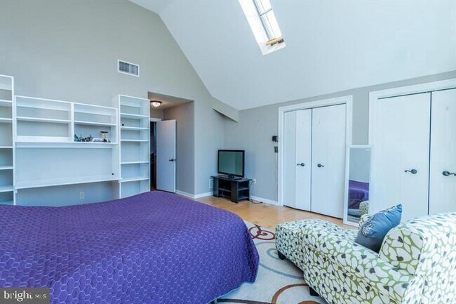 Building Photo - 1510 Waterford