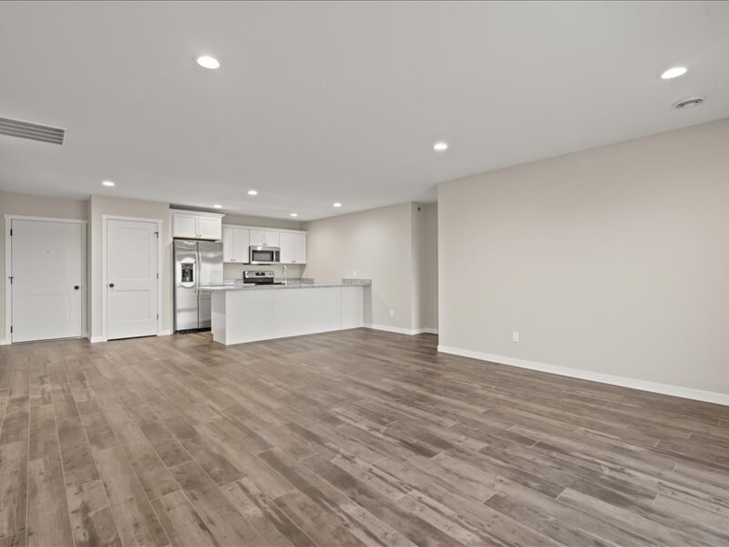 Building Photo - 7128 Thunder Vly Dr