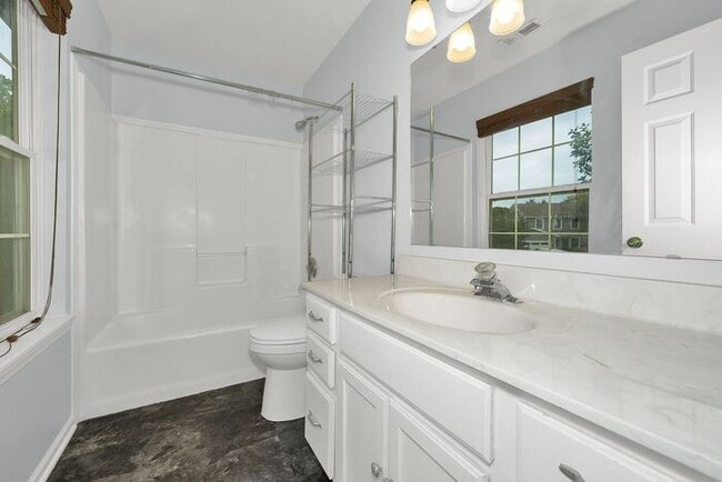 Building Photo - Great 4 Bedroom, 2.5 Bath Home in Fishers!