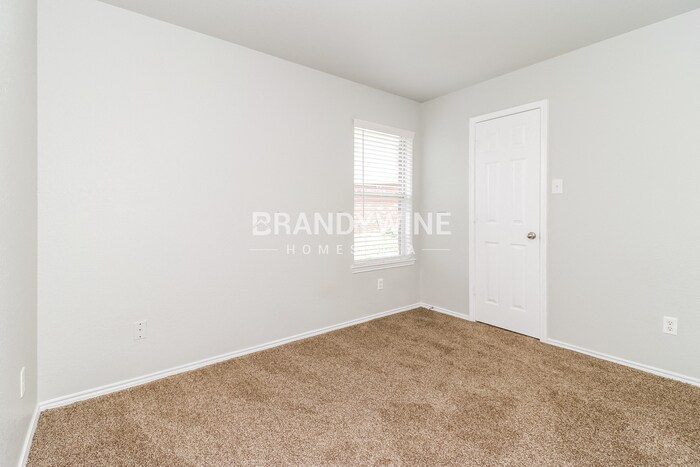 Building Photo - 14109 Filly St