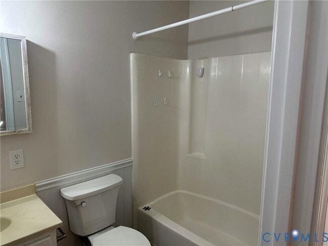 Building Photo - 10510 Courtney Rd