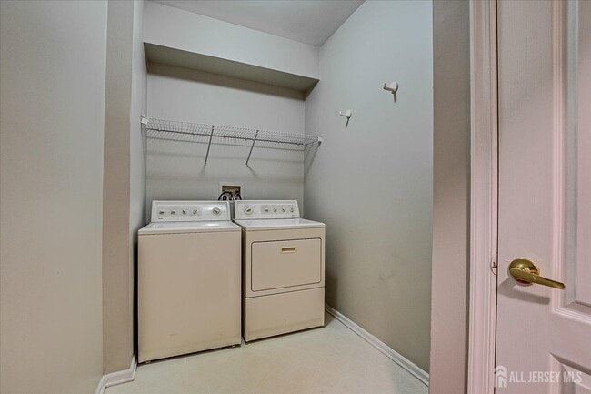 Building Photo - 311 Coppola Dr
