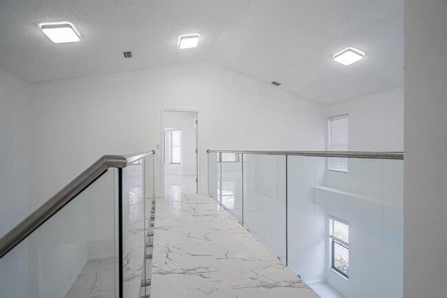Building Photo - 5536 Eton Ct