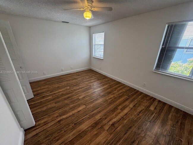 Building Photo - 16413 Grape Way