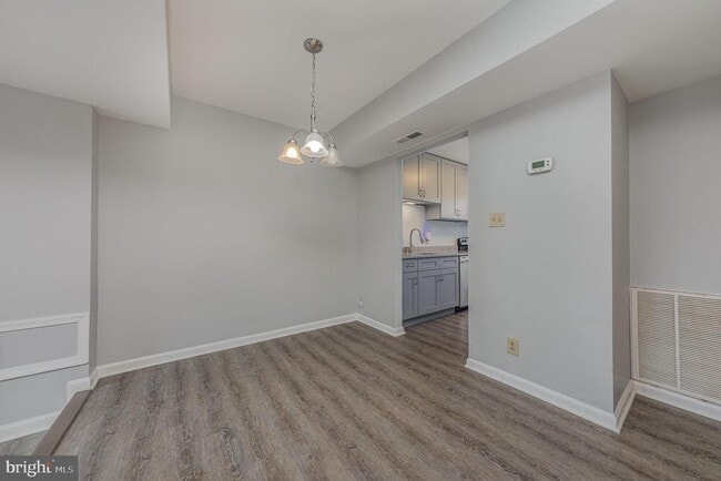 Building Photo - 2211 Minnear St