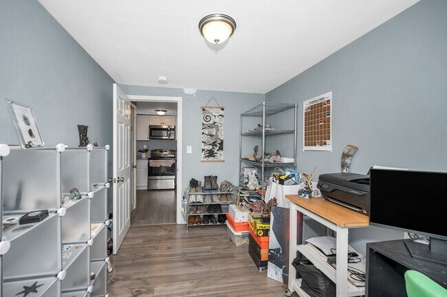 Building Photo - 360 Wilder St