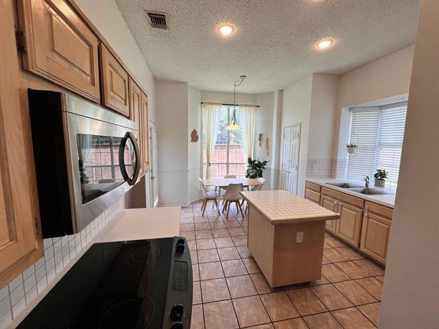 Building Photo - 3832 Cibola Trail