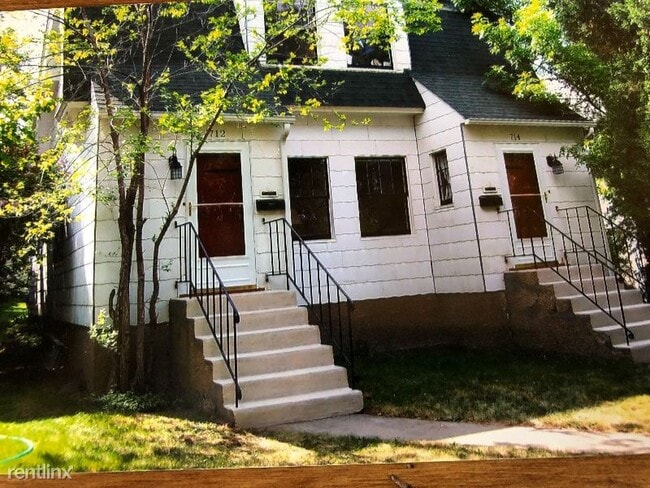 Building Photo - 712 Harrison St