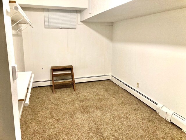 Building Photo - 313 S 21st Ave E