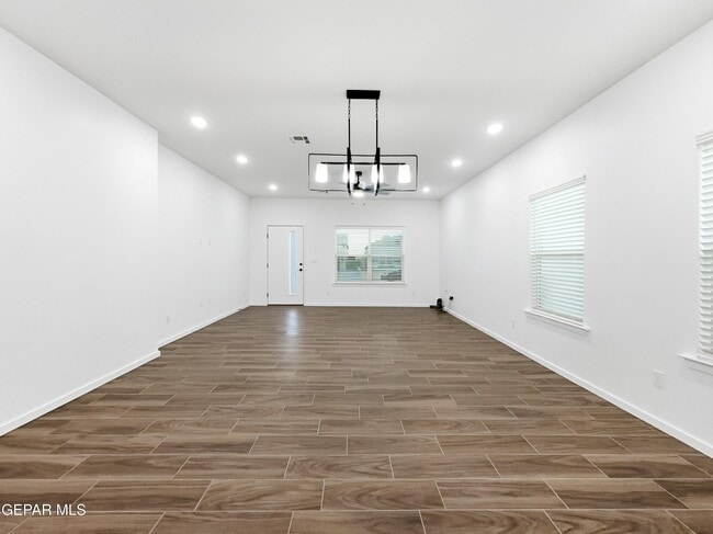 Building Photo - 15113 Ambition Ave