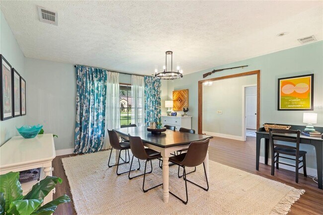 Building Photo - 2941 Chelsea Woods Dr