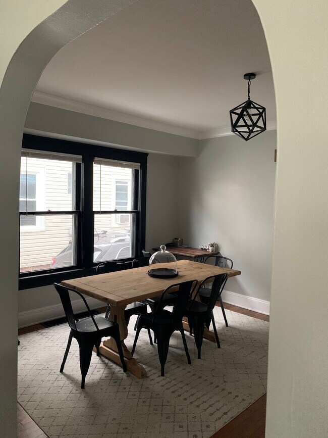 Dining room. - 1265 Jackson Ave