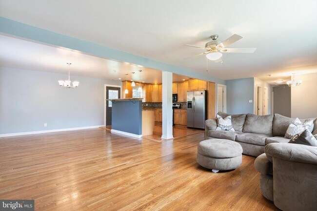 Building Photo - 9306 Westphalia Rd