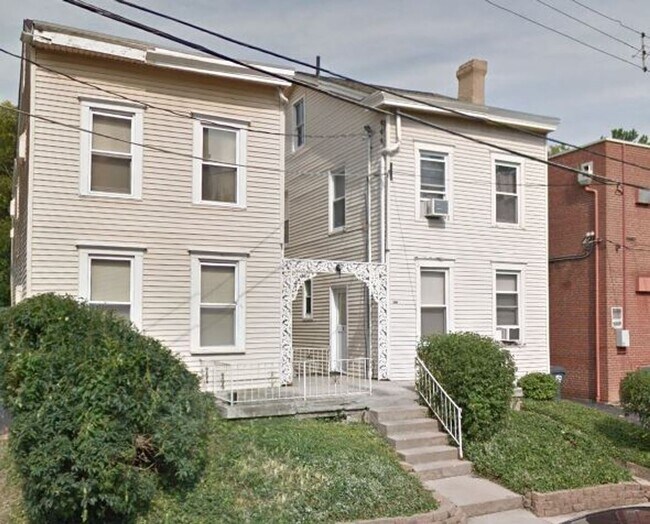 Building Photo - 3419 Telford St
