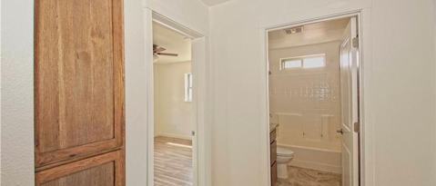 Building Photo - 8435 Buena Vista Ave