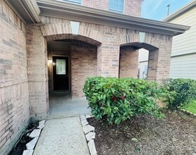 Building Photo - 13126 Bentcrest Ct
